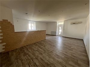 appartement à la vente -   30160  BESSEGES, surface 82 m2 vente appartement - APR663324